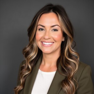 Headshot of Amanda Pennington